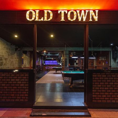 Old Town Hotel Jomtien Beach Exterior photo